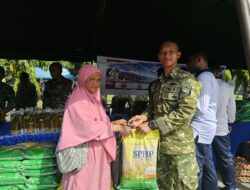 TNI di Kota Sabang Gelar Bazar Sembako Murah