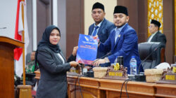 Wabup Raja Sayang Hadiri Paripurna DPRK Nagan Raya, Fraksi Sampaikan Pandangan Umum KUPA-PPAS Perubahan 2026