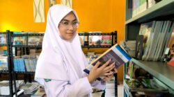 Kisah Khairatun Hisan Ikut Jejak Sang Ayah