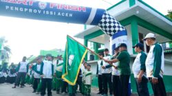 Asisten I Sekdakab Farhan Lepas Jalan Santai Milad ke-17 Ma’had Daarut Tahfizh Al Ikhlas