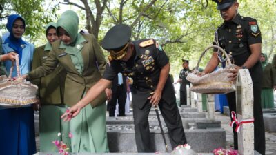 Pangdam IM Pimpin Ziarah Nasional HUT ke-81 TNI di Taman Makam Pahlawan Banda Aceh